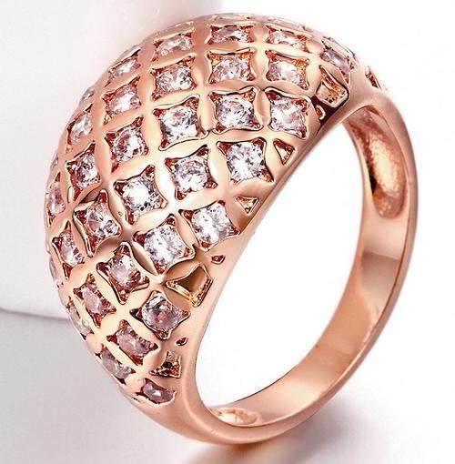 18K RGP in rose gold, Ladies chunky engagement style ring adorned with Genuine AAA Crystals