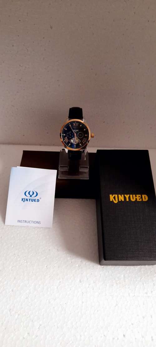 SA Fashion Master Pieces: Genuine leather Handwinding Automatic Mechanical Movement Watch