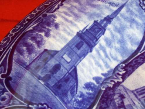 A Blue and White Rowland and Marsellus Historical Boston Plate. Circa 1893-1933.  Ref. P/100