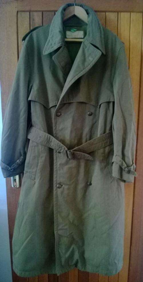 Coat Mens Double Breasted with leg cover & belt Olive green, SA Army 1996