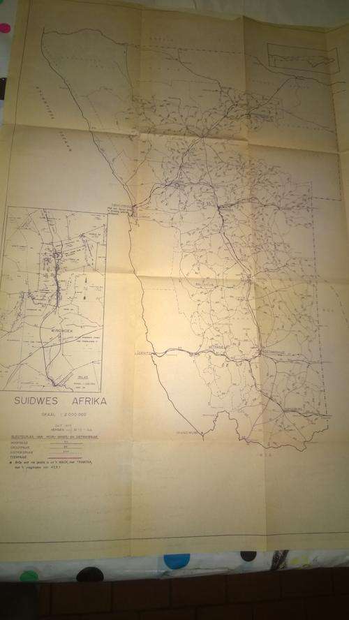 MILITARY MAP: SUIDWES AFRIKA !:2000000 SLEUTELPLAN VAN HOOF- GROOT, EN DISTRIKSPAAIE (OKT 1975 )