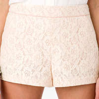 WHITE LACE HIGH WAIST SHORTS