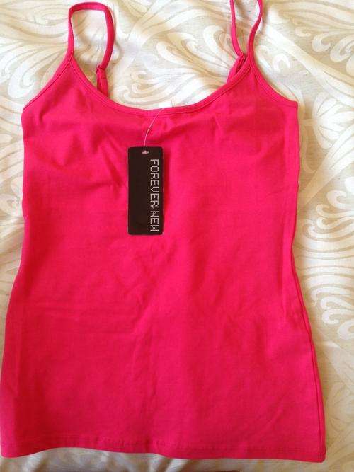 FOREVER NEW Tee - New with Tag still on