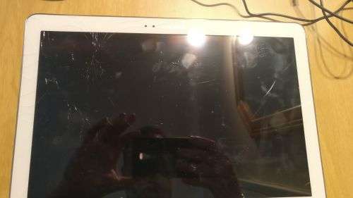 Samsung Galaxy Note Pro 12.2" Cracked Glass