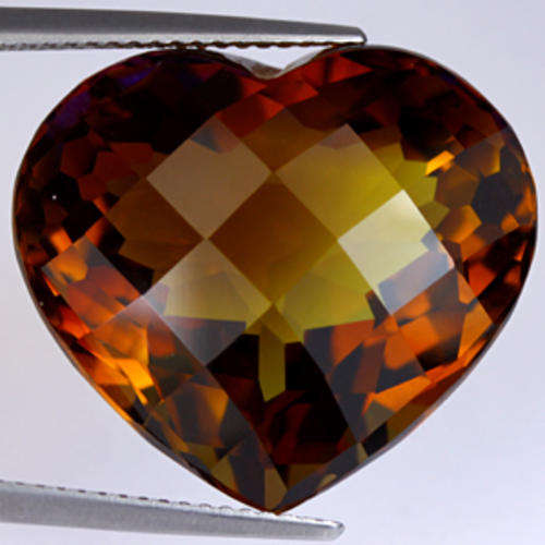 *** 27.81ct IMPERIAL TOPAZ !!! VALUE : R34 550 - VVS - G.I.S.A CERTIFIED !!!!
