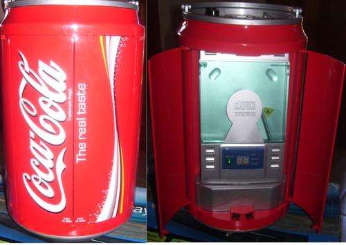 New Coca-Cola can shaped CD Player with Radio, up for grabs!!!