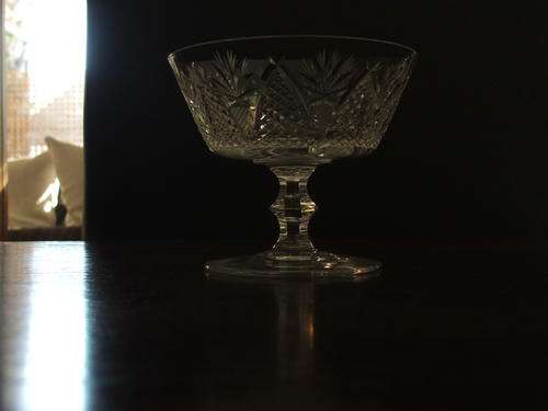 6 x cut crystal footed bowls ( bid is per item)