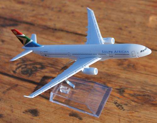 Airbus A330 Display Model - South African Airways -  1:400