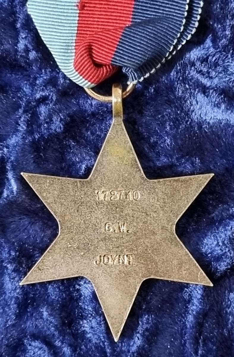 WWII Medal and dog tag set