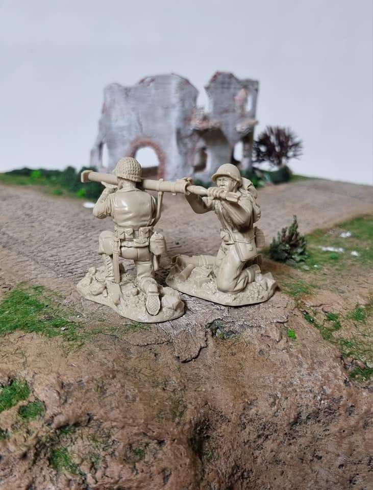 Conte Collectibles & Legends of the Silver Screen.