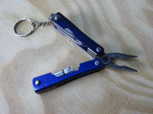 Small multi tool  ( Blue )