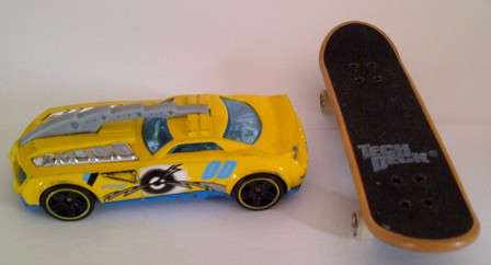Hot Wheels Die Cast Car & Mini Skateboard