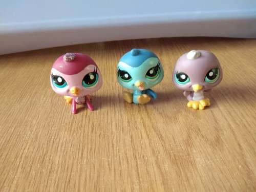 Little Pet Shop associated toys
