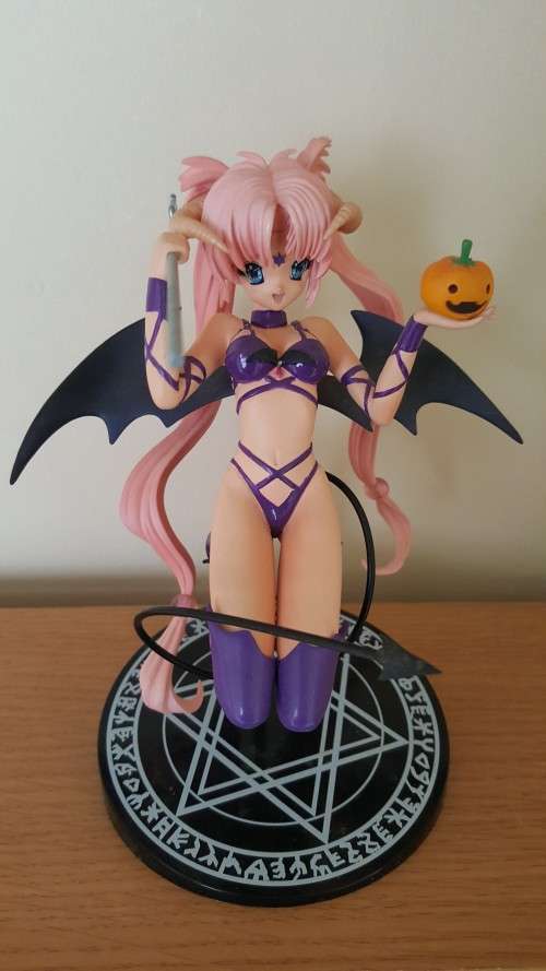 Mon-Sieur Bome - Halloween Chan