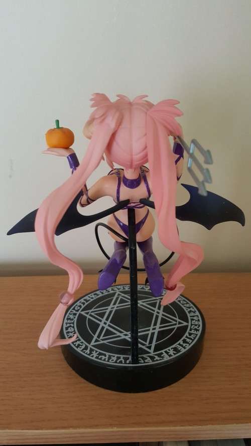 Mon-Sieur Bome - Halloween Chan