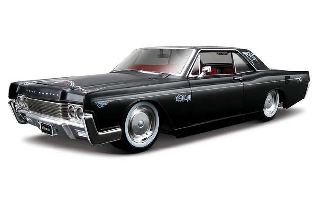 MAISTO 1/24 Lincoln Continental 1966 All Stars
