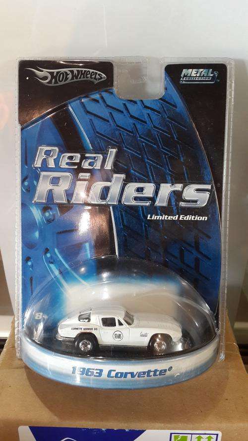 HOT WHEELS - 1963 CORVETTE - REAL RIDER RUBBER TIRES