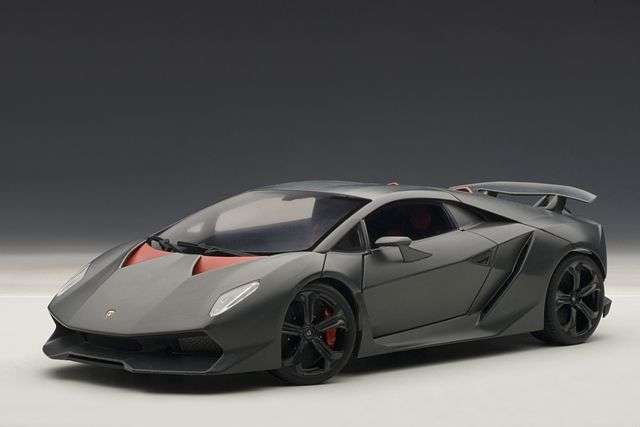 AUTOART - 1/18 LAMBORGHINI SESTO ELEMENTO GREY CARBON FIBER PATTERN