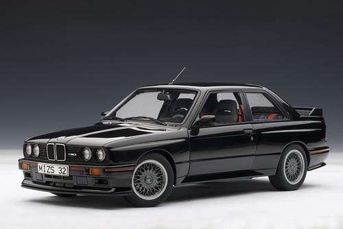 AUTOART - 1/18 BMW E30 M3 SPORT EVOLUTION BLACK
