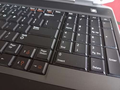 Dell Latitude E6530 Core i5-3320M | 500GB HDD | 4GB RAM