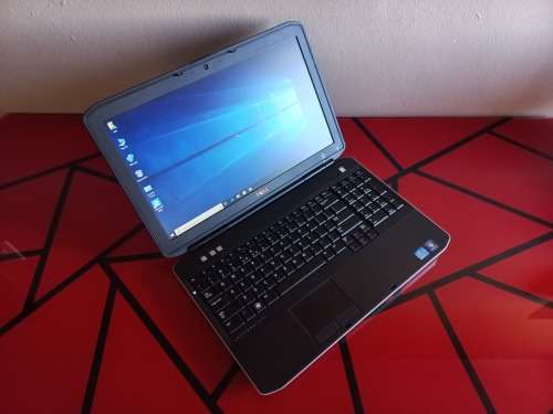 Dell Latitude E5530 | Core i7-2640M | 500GB HDD | 8GB RAM