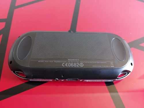PS Vita PlayStation Model PCH-1104 3G and WiFi Edition (Black)