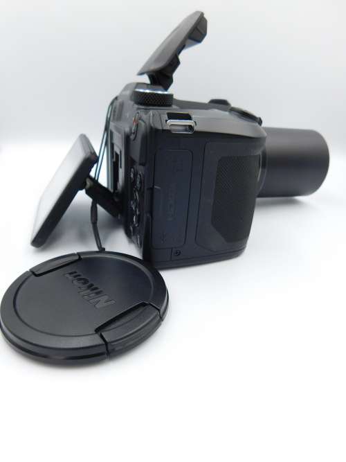 Nikon B500 Ultra Zoom Digital Camera Black [16MP, Full HD 1080p, WiFi, Bluetooth, 40x Zoom]