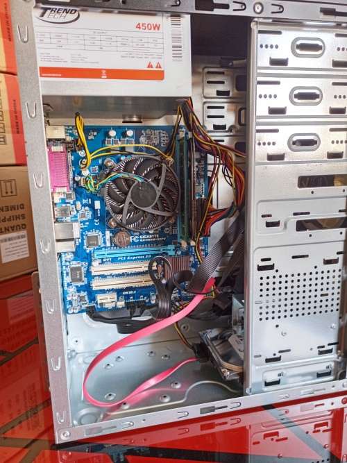 Desktop Computer Box (Intel Core i7-3770 | 256GB SSD and 500GB HDD | 8GB DDR3 RAM) Super Fast!!