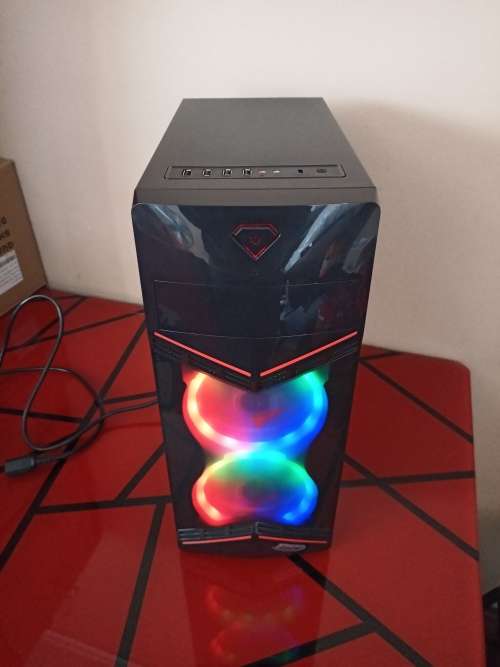 Desktop Computer Box (Intel Core i7-3770 | 256GB SSD and 500GB HDD | 8GB DDR3 RAM) Super Fast!!