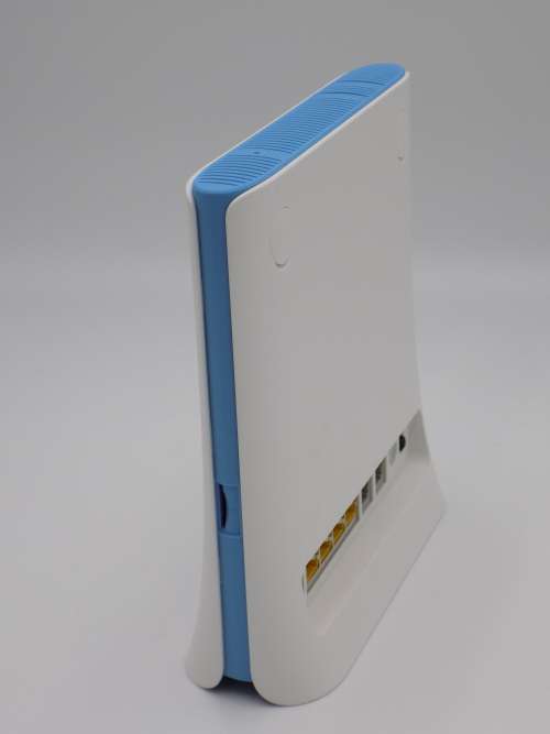 ZTE MF286C LTE 300Mbps 4G WiFi Router (Takes SIM Card)
