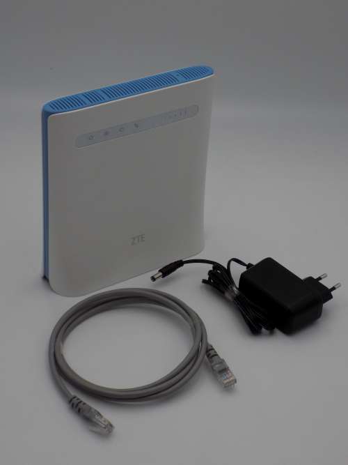 ZTE MF286C LTE 300Mbps 4G WiFi Router (Takes SIM Card)