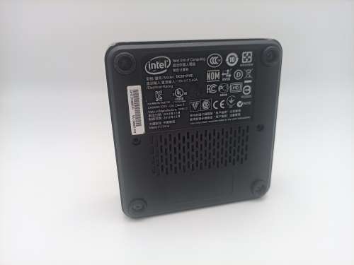 Intel NUC Mini Desktop PC (Core i3, 8GB, 256GB SSD)