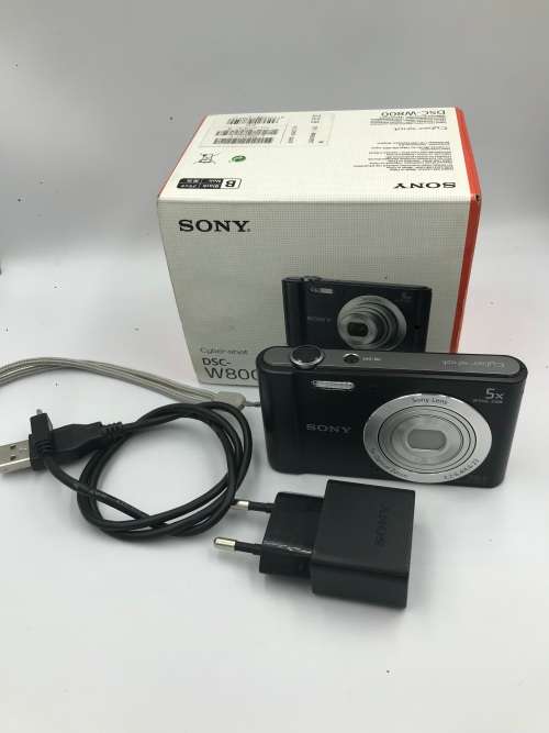 Sony Cybershot W800 Compact Digital Camera (20MP and 5x Optical Zoom) - Black