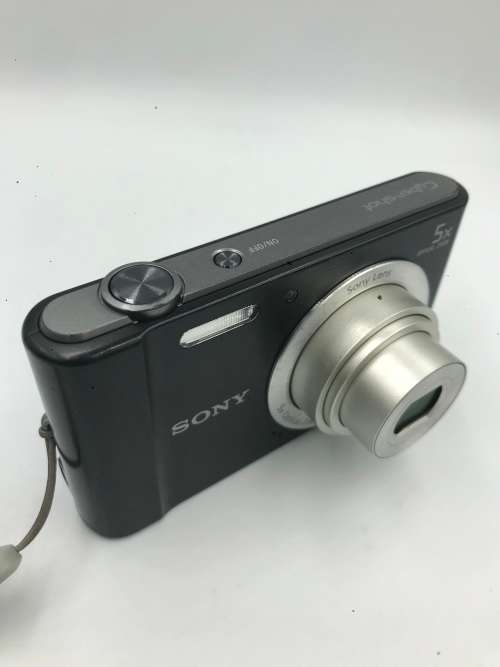 Sony Cybershot W800 Compact Digital Camera (20MP and 5x Optical Zoom) - Black