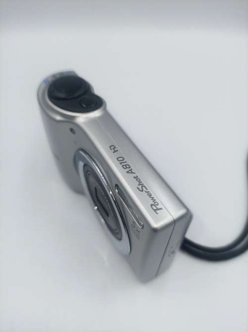 Canon Powershot A810 Compact Digital Camera (16MP, 5x Zoom, HD movies) (Silver)