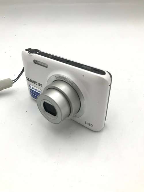 Samsung ES96 Compact Digital Camera  (16.2MP)