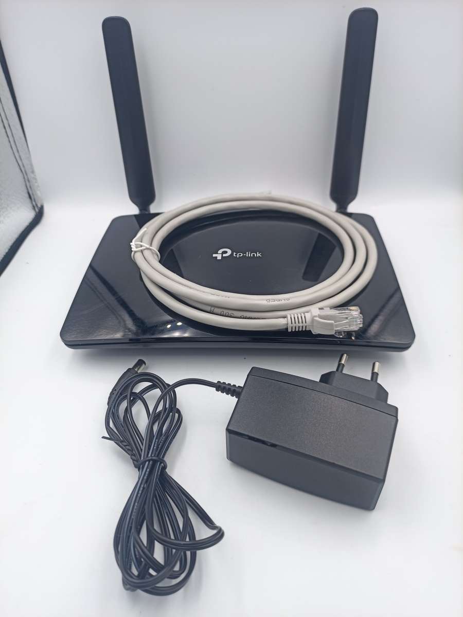 TP-Link Archer MR600 CAT6 4G+ LTE Router