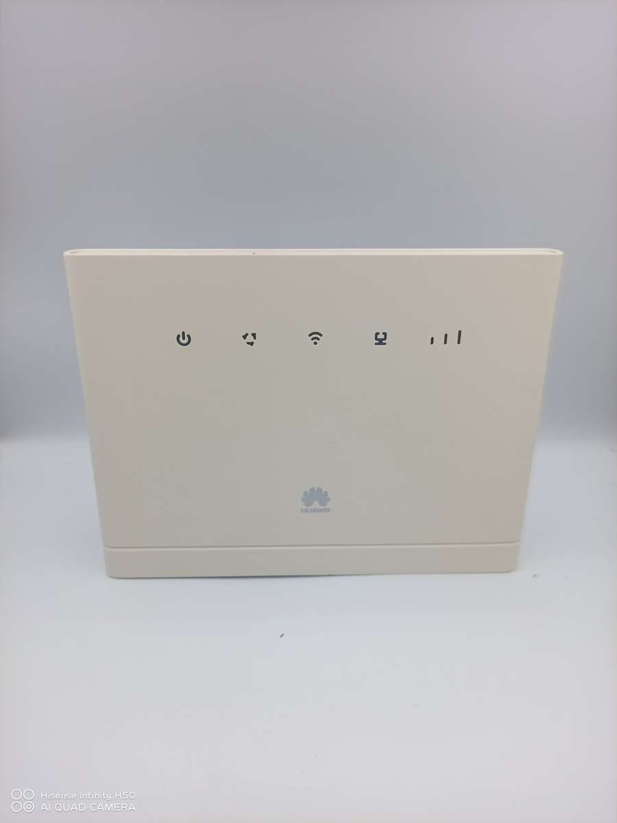 Huawei B315 4G LTE WiFi Router (White)