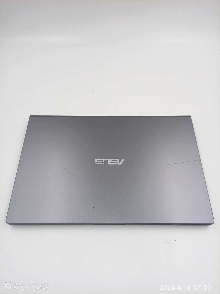 ASUS VivoBook (Intel i3, 240GB SSD, 8GB RAM) - 15.6 Inch Laptop