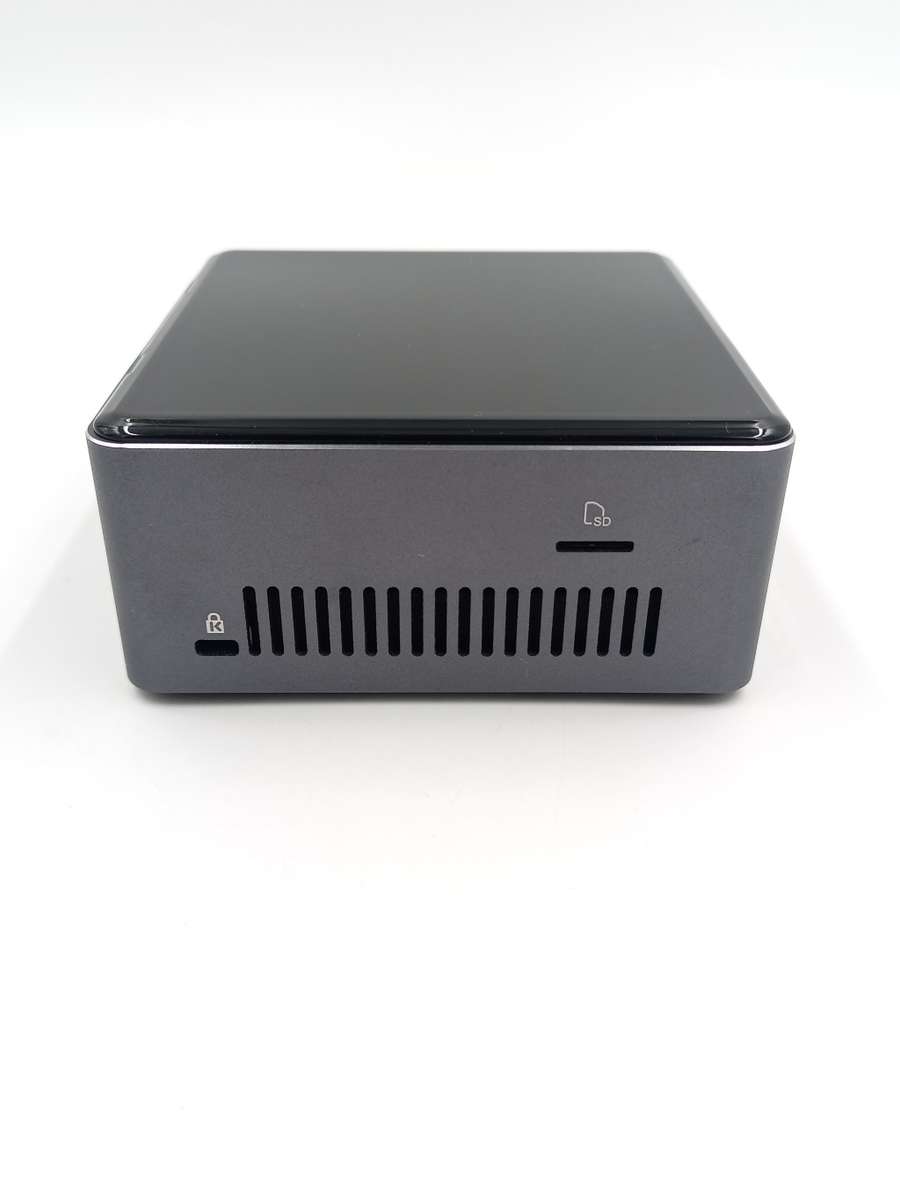 Intel NUC i3-7100U (Intel i3, 240GB SSD & 8GB RAM)