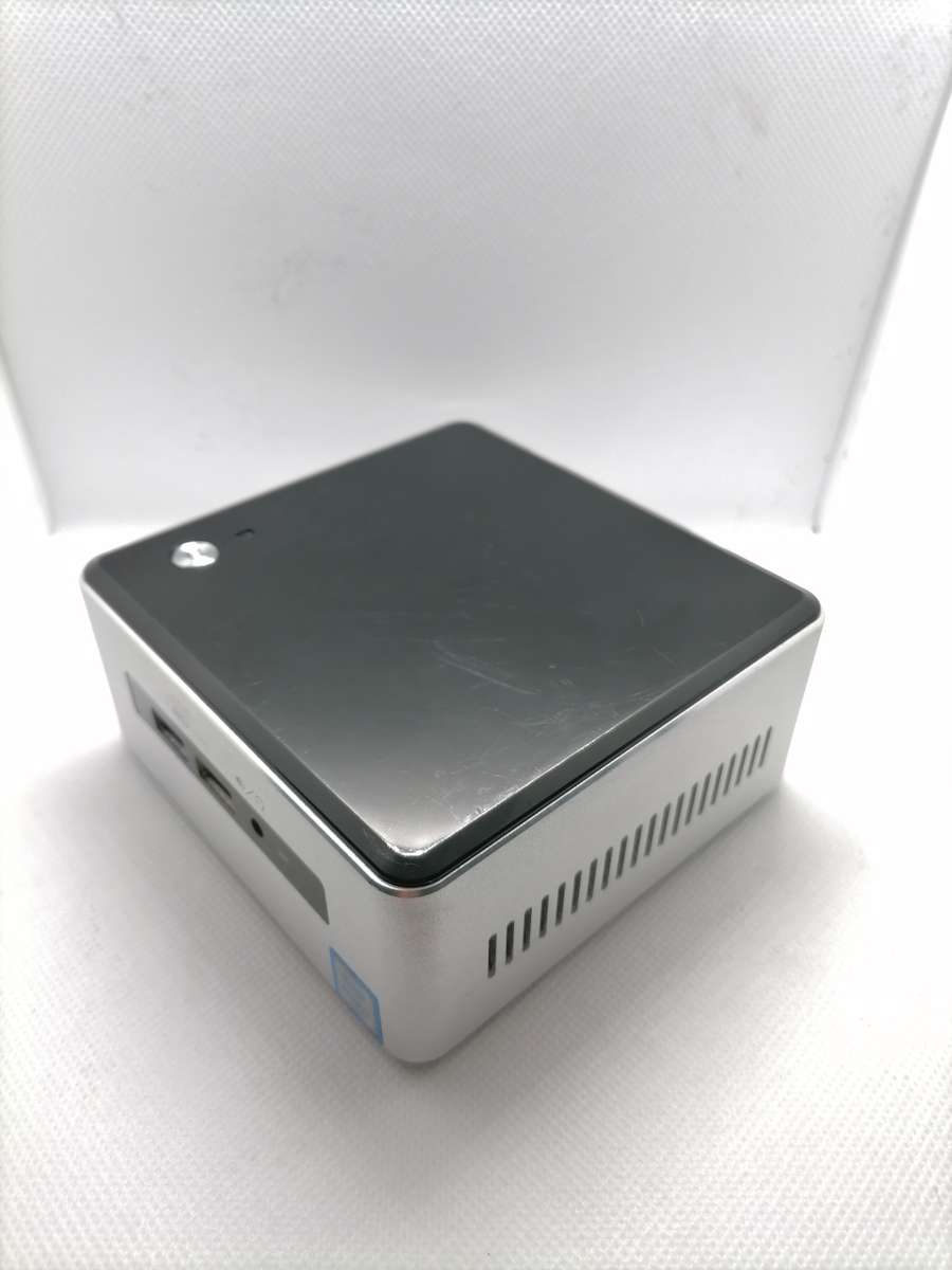 Intel NUC6I3SYH (Intel i3, 256GB SSD & 4GB RAM) 6th Gen