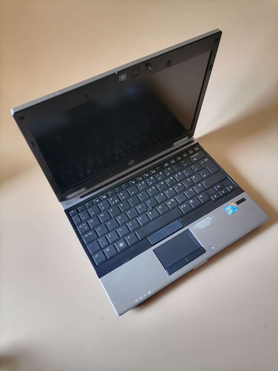 HP ElitBook 2540p (Intel Core i7, 160GB HDD & 4GB RAM) 12.1 Inch Laptop