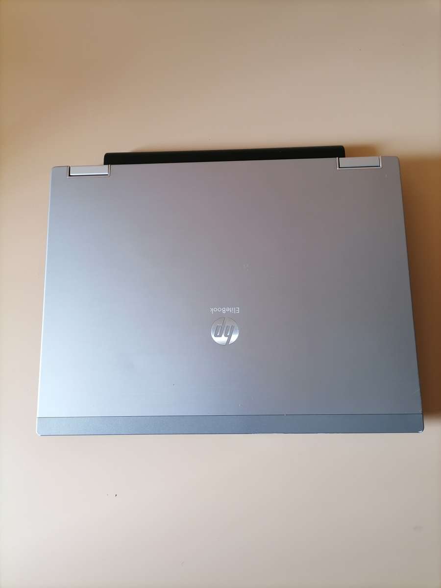 HP ElitBook 2540p (Intel Core i7, 160GB HDD & 4GB RAM) 12.1 Inch Laptop