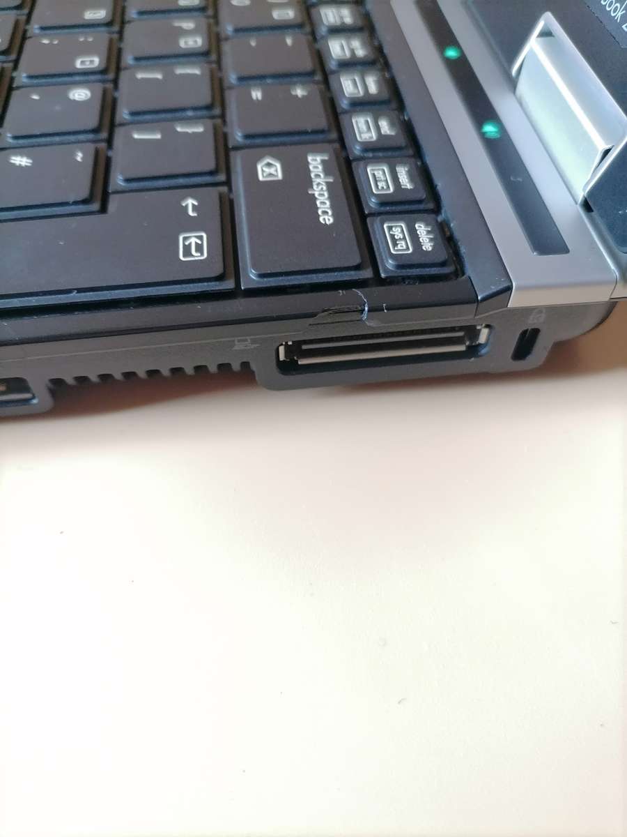 HP ElitBook 2540p (Intel Core i7, 160GB HDD & 4GB RAM) 12.1 Inch Laptop