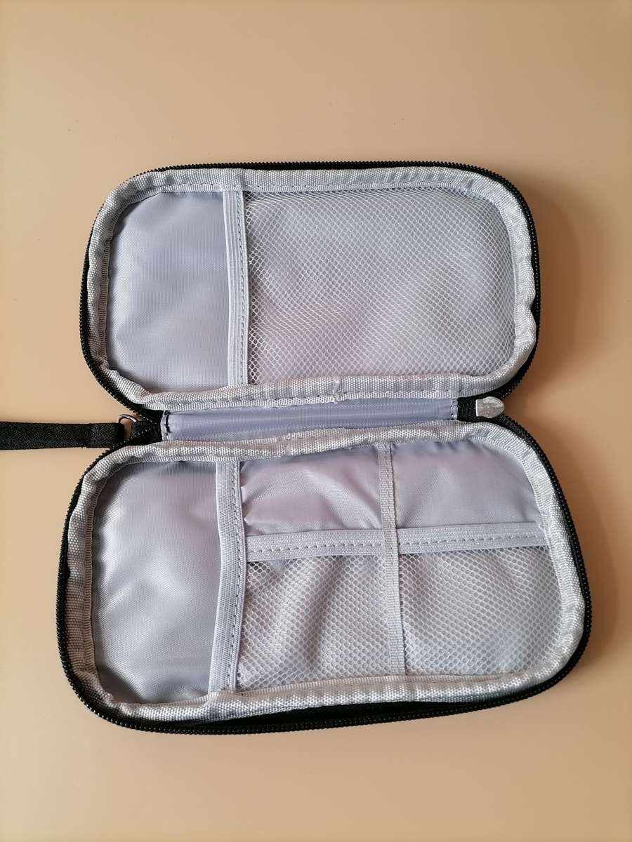 PS Vita PlayStation Model PCH-2016 - Slim Edition