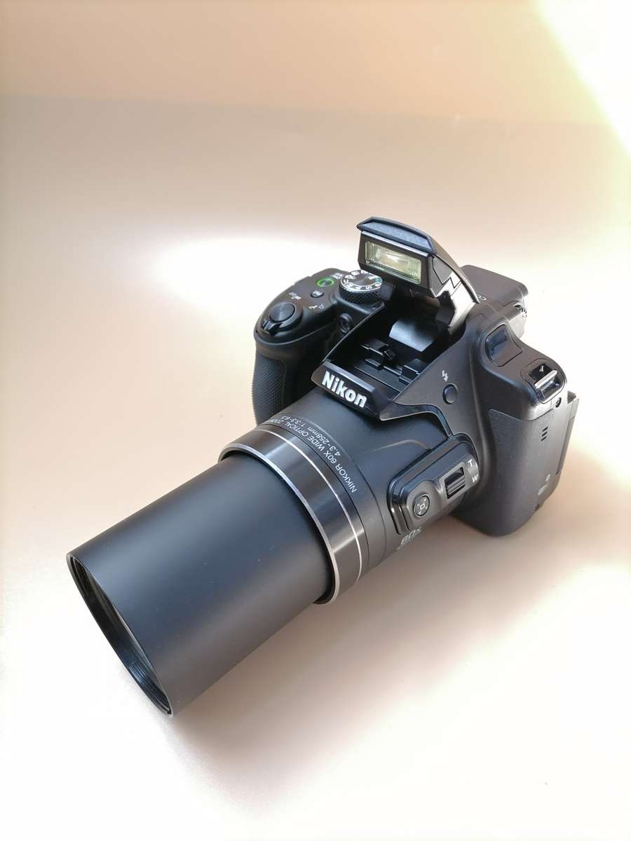 Nikon COOLPIX B700 20.1 MP CMOS Digital Camera  (60x Zoom Lens, 20.3 MP, WiFi and 4K UHD)