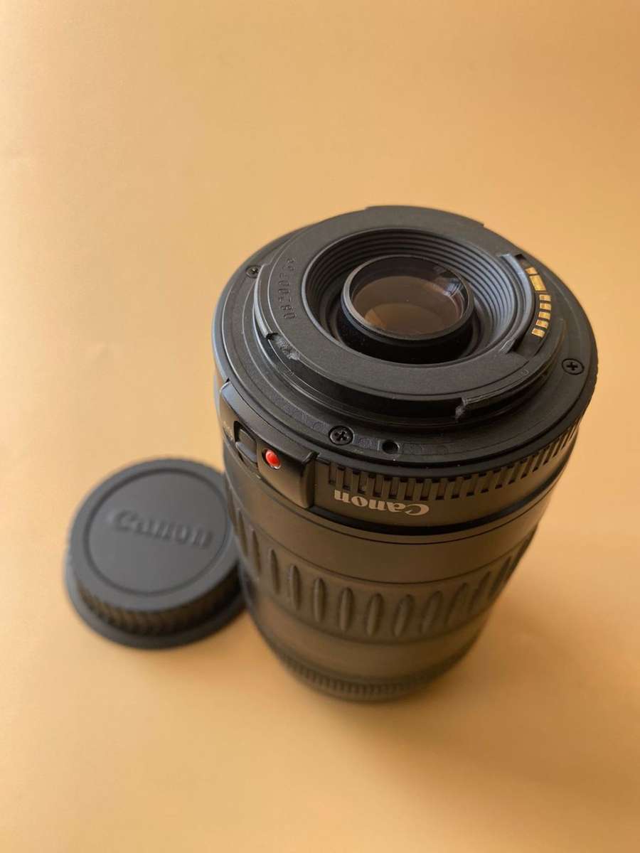 Canon Zoom EF 90-300mm f/4.5-5.6 Lens