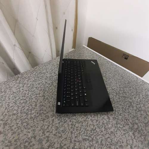 *BUSINESS CLASS* LENOVO T460s i5 6TH GEN* 8GB RAM* 256GB SSD* FREE VOLKANO BAG