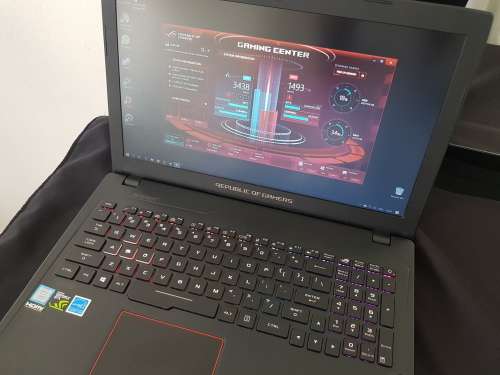 ASUS ROG STRIX GL553VE i7 7TH GEN NVIDIA 1050Ti GAMING LAPTOP