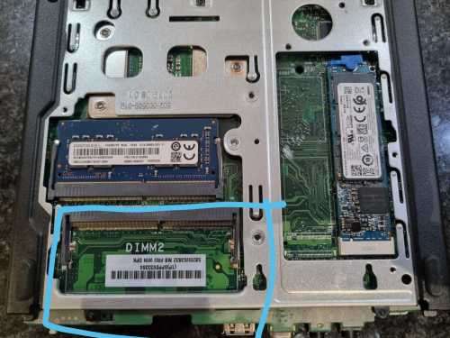 LENOVO M720q i5 8TH GEN 512GB NVME DVD DRIVE AND VESA SCREEN MOUNT INCLUDED *MUST SEE*